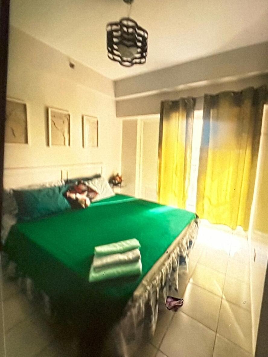 Mary'S Crib Cityland Prime Tagaytay With Free Wifi & Swimming Tagaytay City Exteriör bild